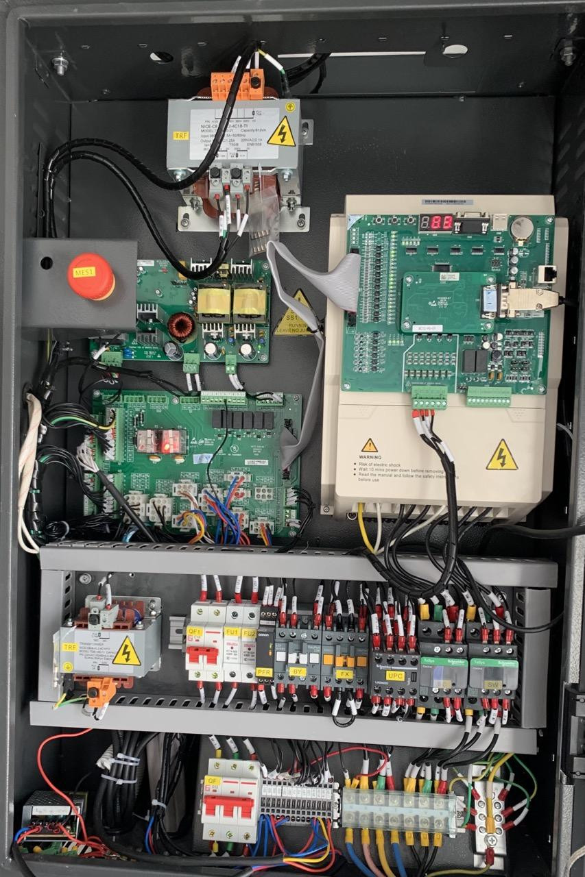 Góc nhìn kỹ thuật tủ điều khiển thang máy NICE3000